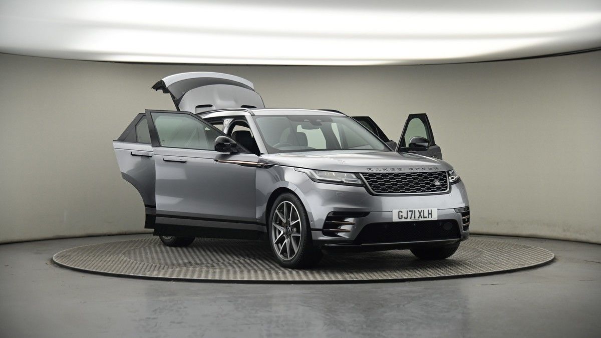 More views of Land Rover Range Rover Velar