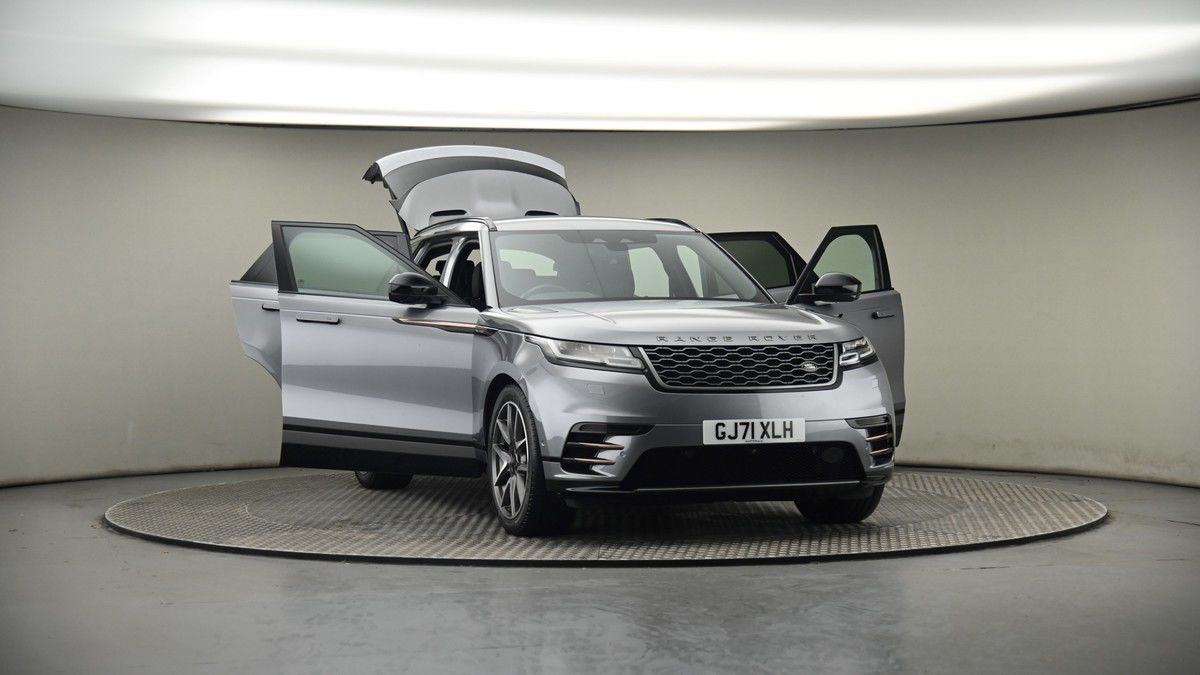 More views of Land Rover Range Rover Velar