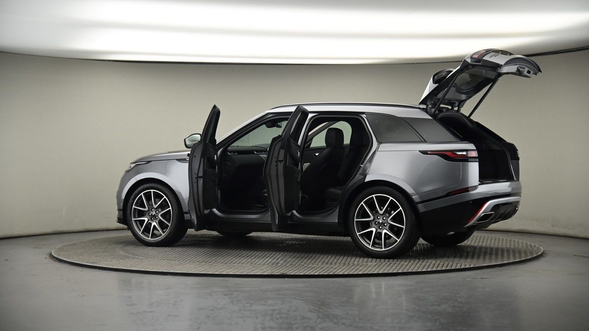 More views of Land Rover Range Rover Velar