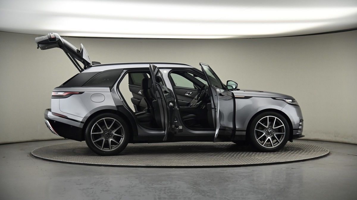 More views of Land Rover Range Rover Velar