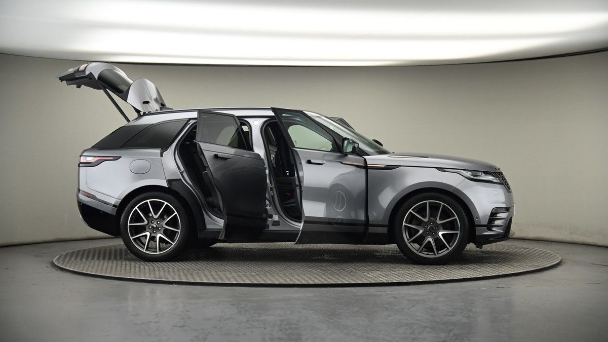 More views of Land Rover Range Rover Velar