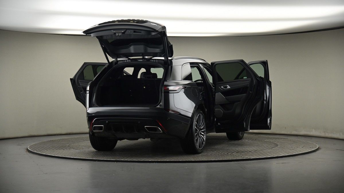 More views of Land Rover Range Rover Velar