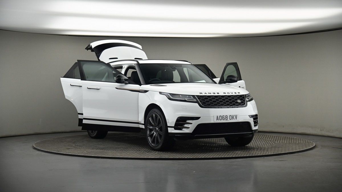 More views of Land Rover Range Rover Velar