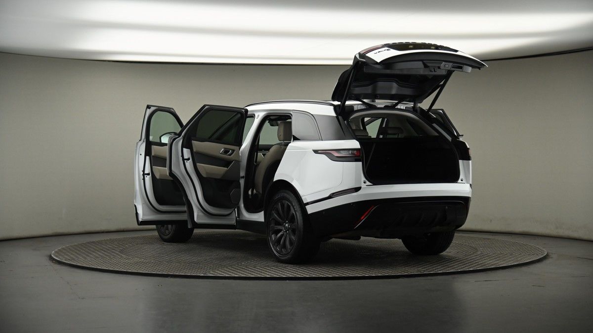 Land Rover Range Rover Velar Image 8