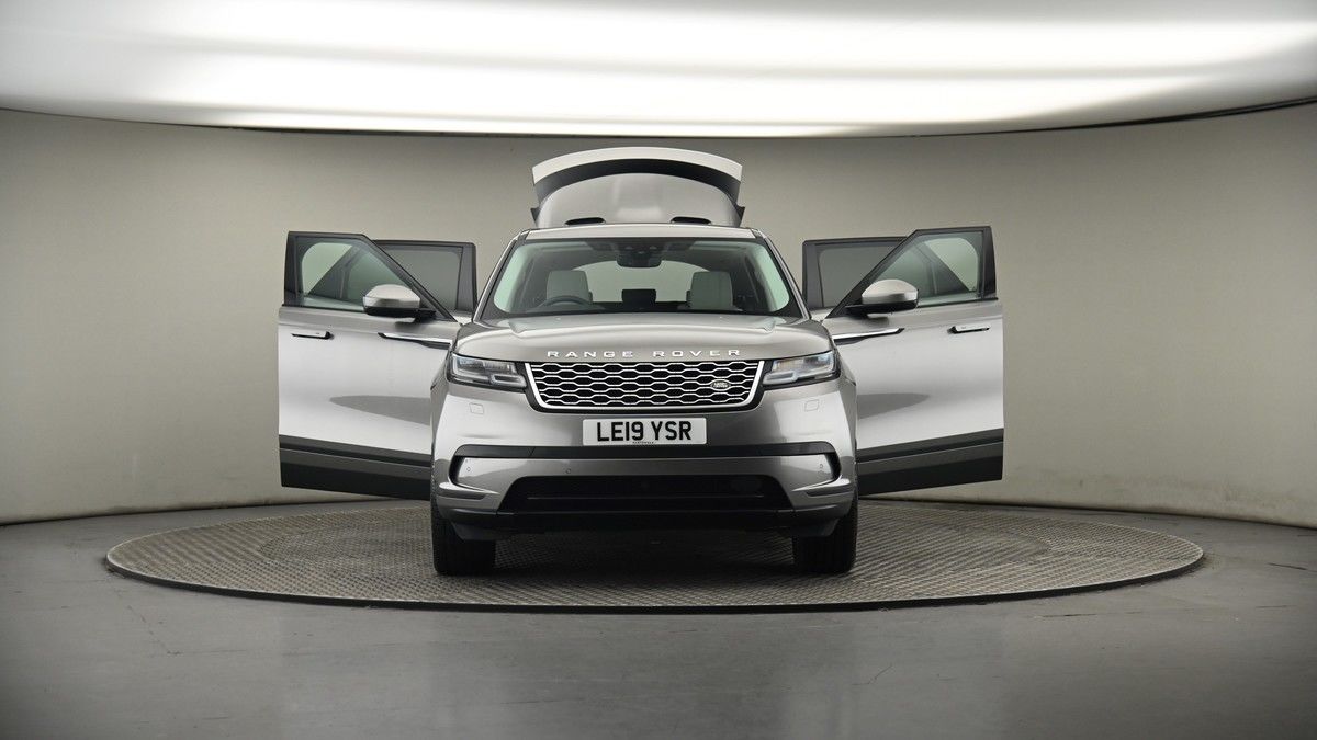 More views of Land Rover Range Rover Velar