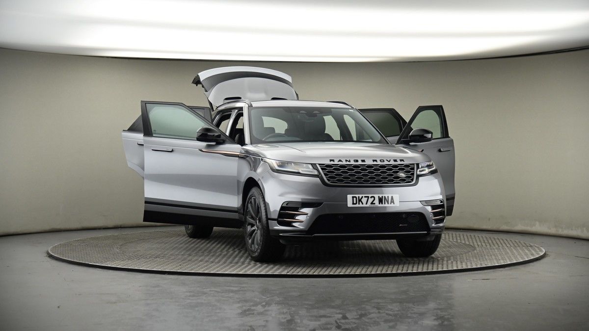 More views of Land Rover Range Rover Velar