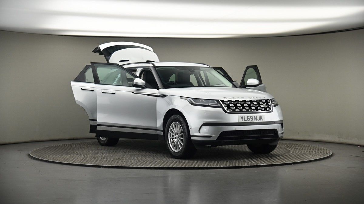 More views of Land Rover Range Rover Velar