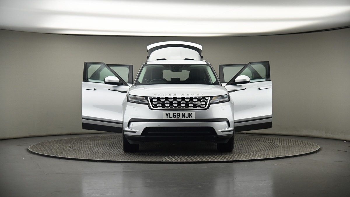 More views of Land Rover Range Rover Velar