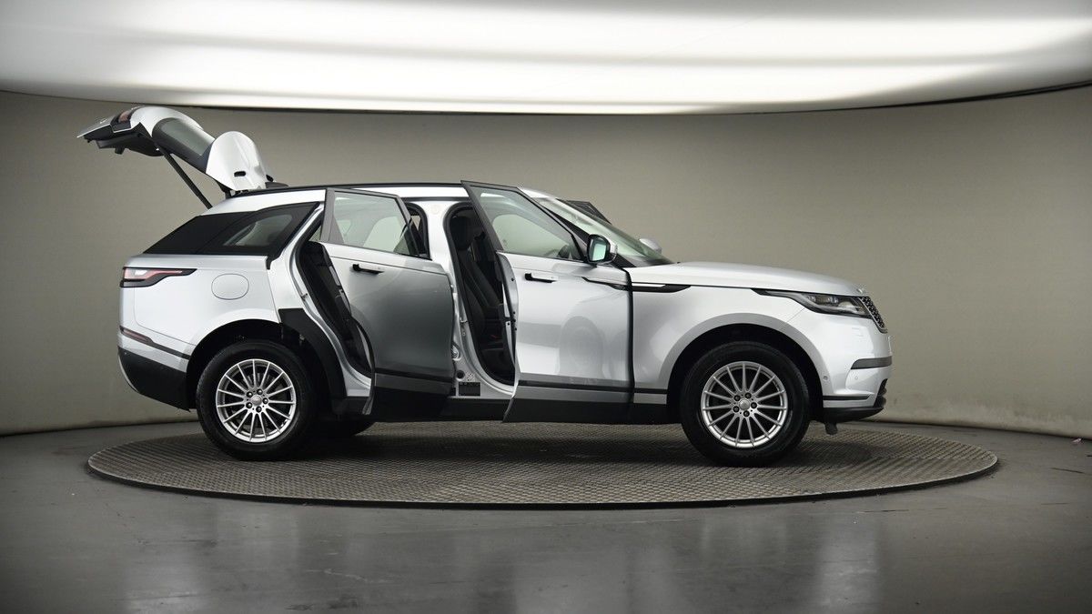 More views of Land Rover Range Rover Velar