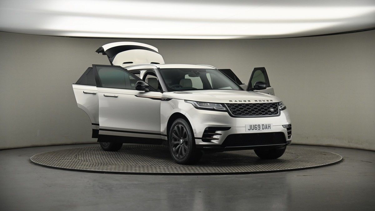 More views of Land Rover Range Rover Velar