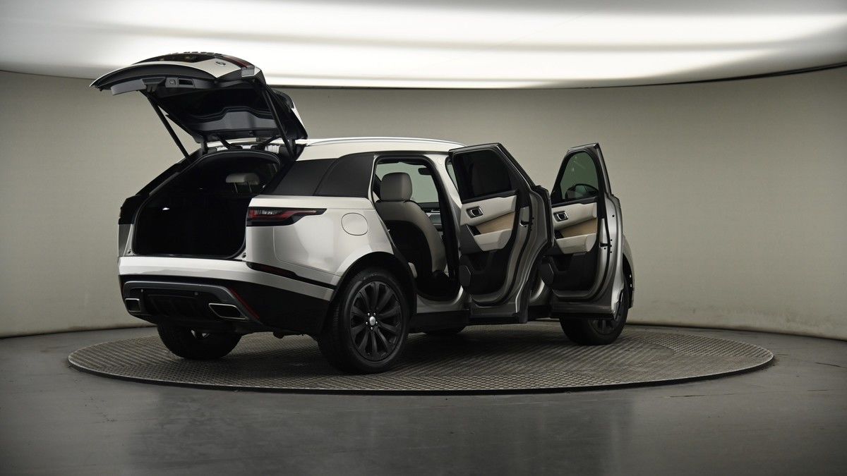 More views of Land Rover Range Rover Velar