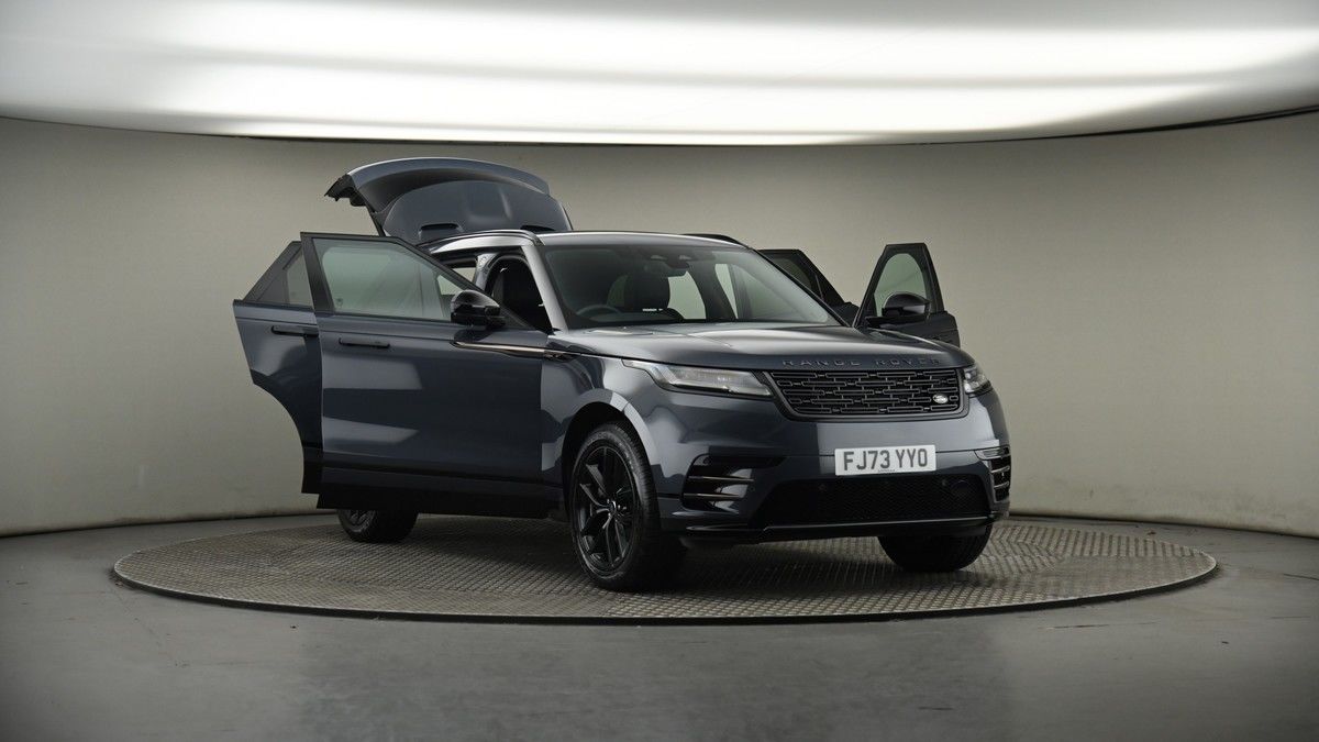 More views of Land Rover Range Rover Velar