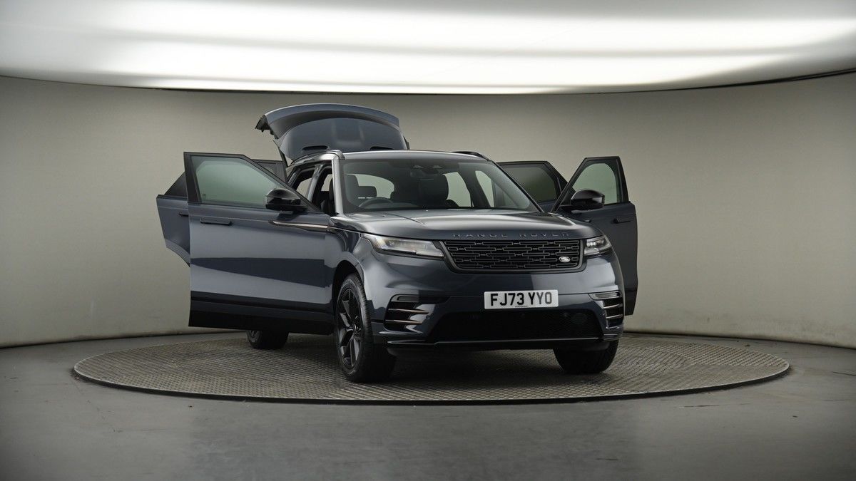 More views of Land Rover Range Rover Velar