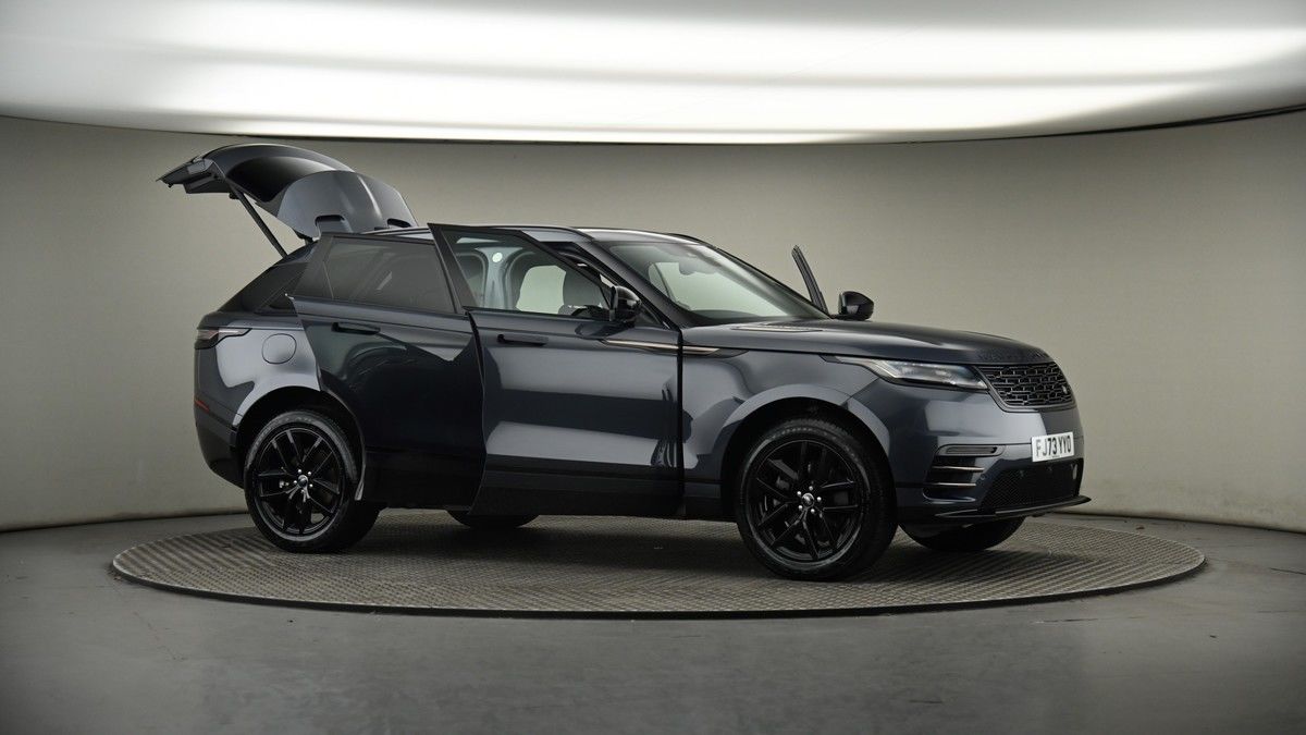 More views of Land Rover Range Rover Velar