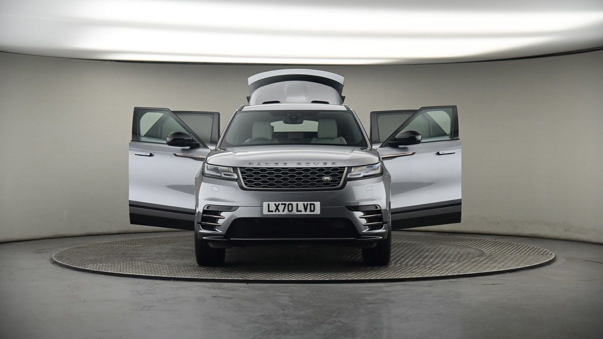 More views of Land Rover Range Rover Velar