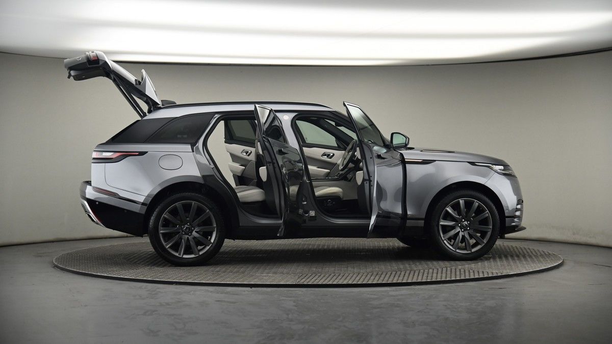 More views of Land Rover Range Rover Velar