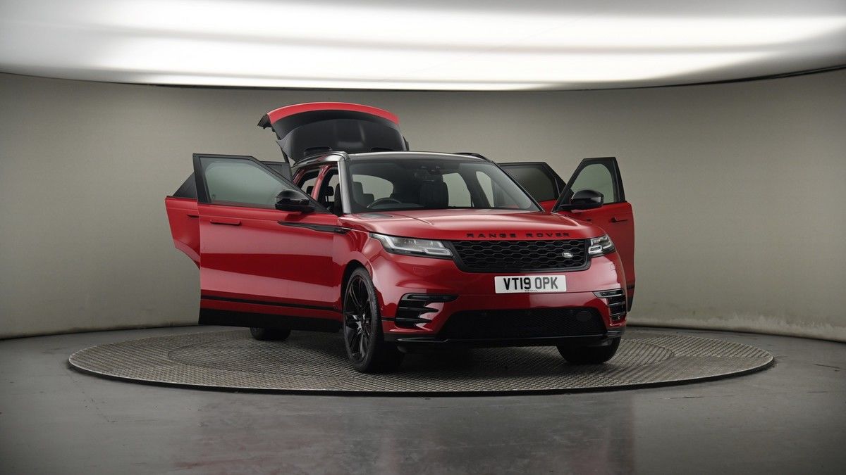 More views of Land Rover Range Rover Velar