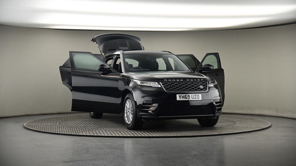 More views of Land Rover Range Rover Velar