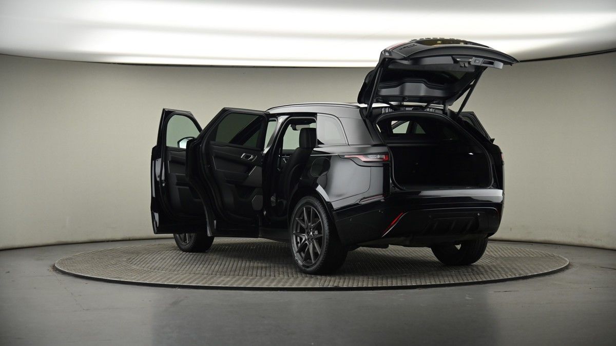 Land Rover Range Rover Velar Image 8