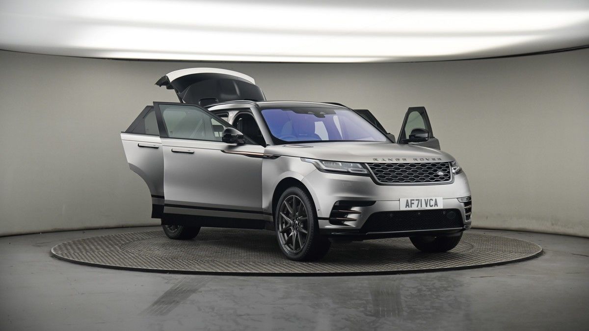 More views of Land Rover Range Rover Velar