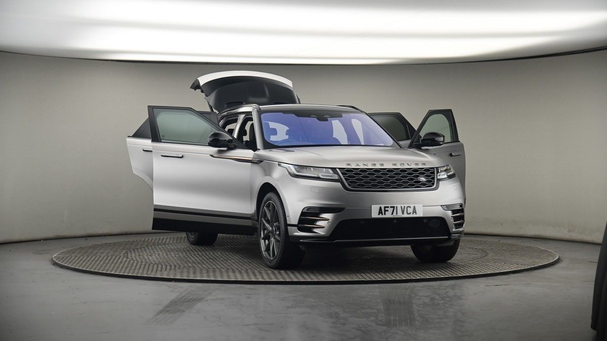 More views of Land Rover Range Rover Velar