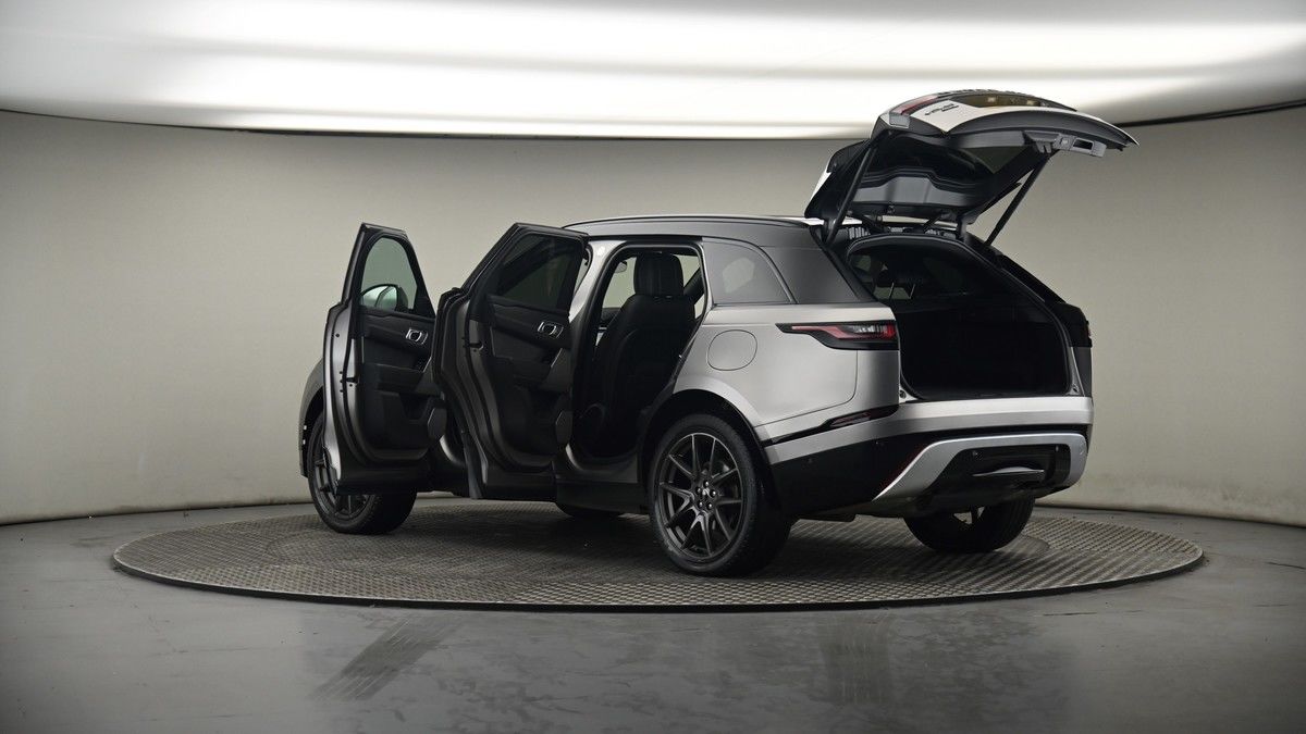 More views of Land Rover Range Rover Velar