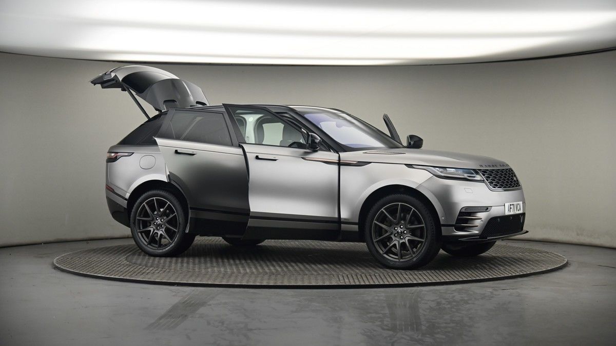 More views of Land Rover Range Rover Velar