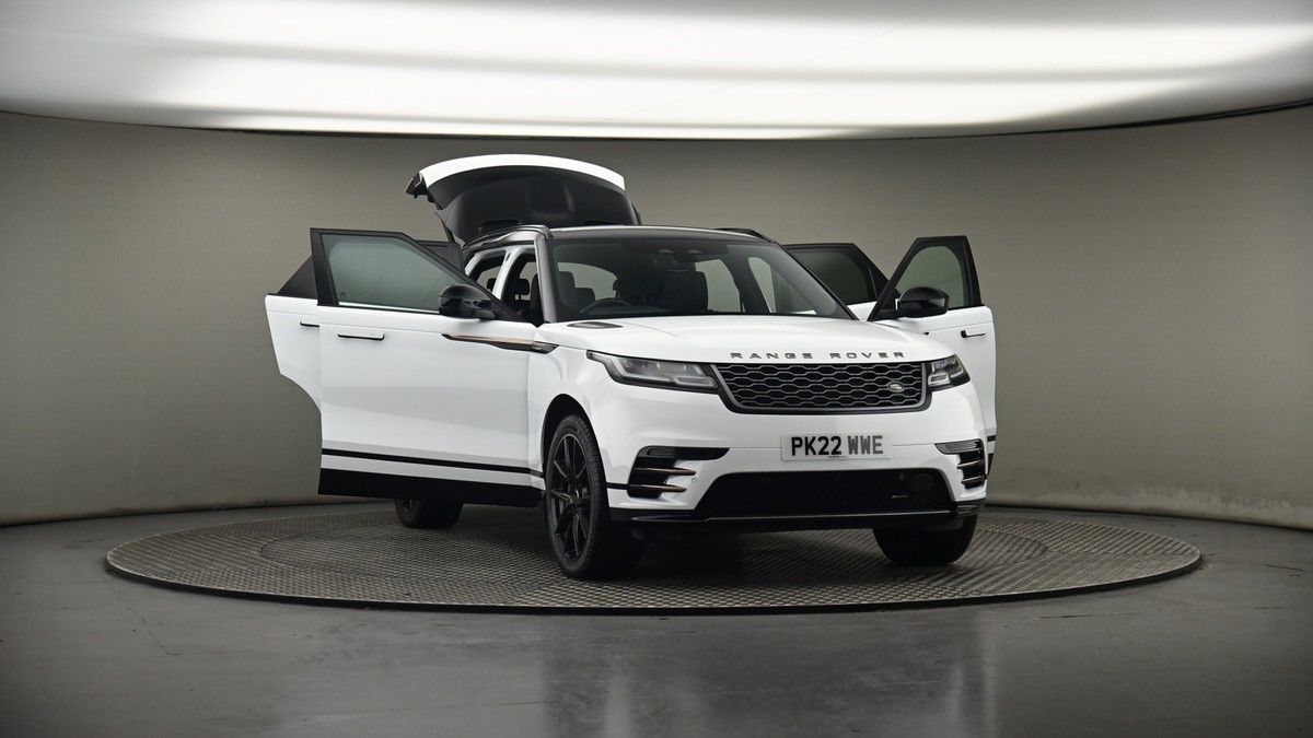 More views of Land Rover Range Rover Velar