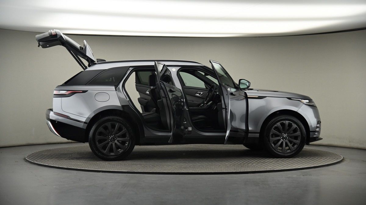 More views of Land Rover Range Rover Velar