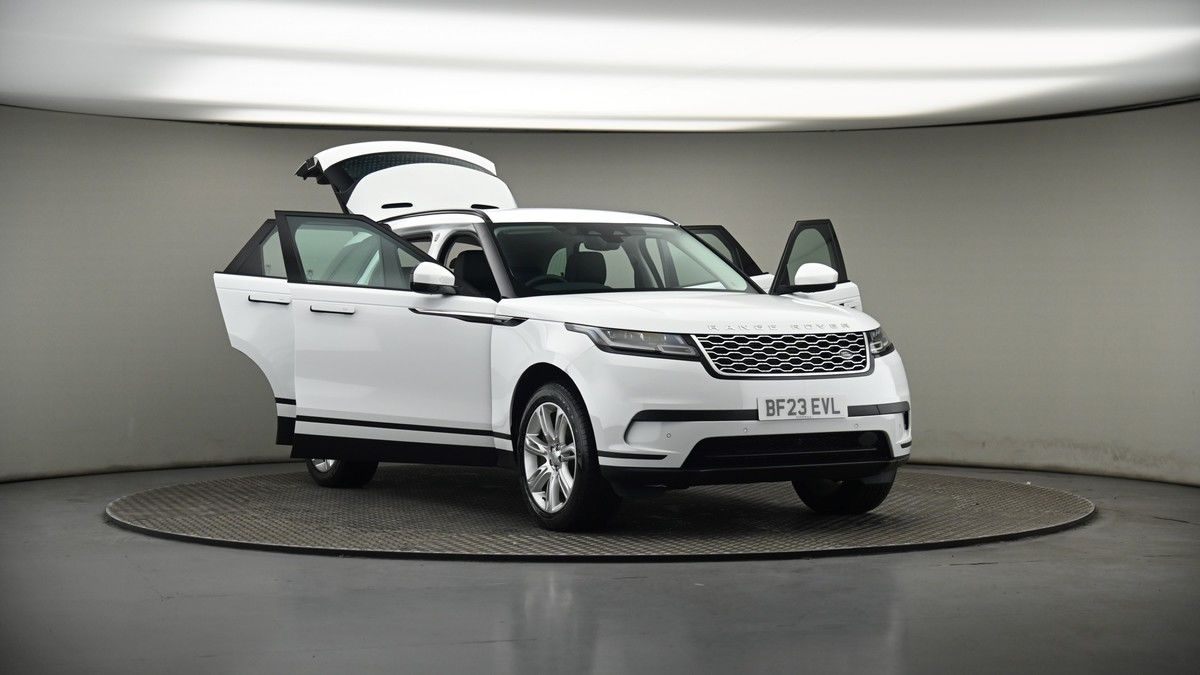 More views of Land Rover Range Rover Velar