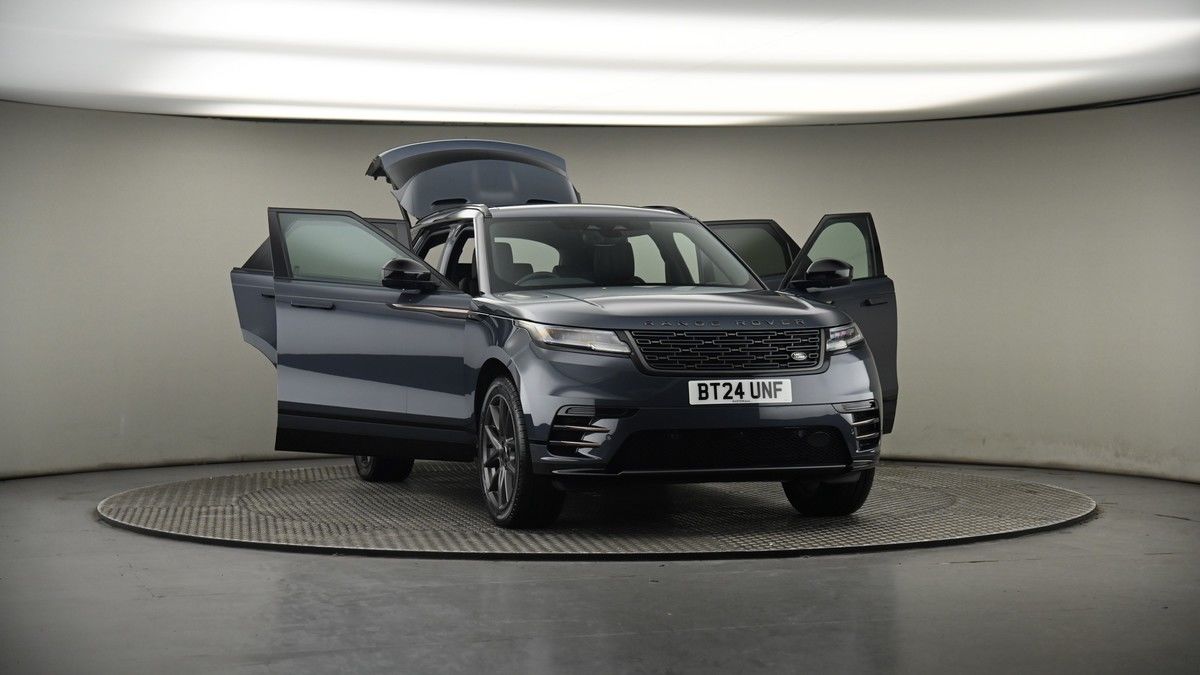 More views of Land Rover Range Rover Velar