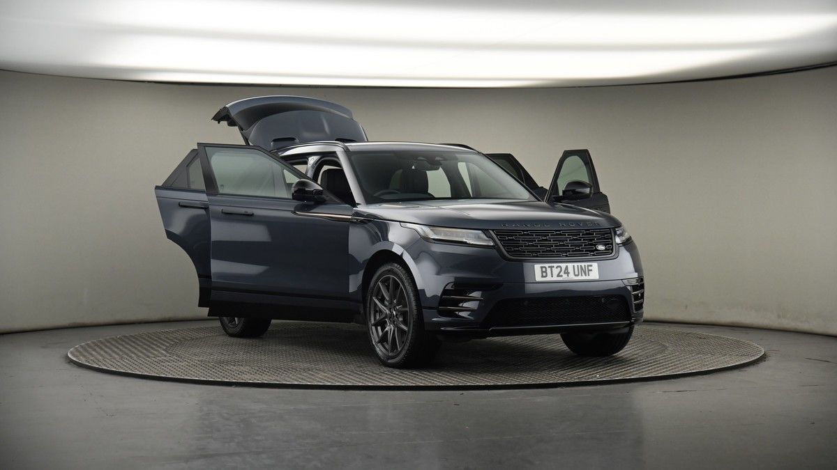 More views of Land Rover Range Rover Velar