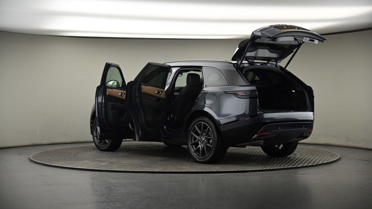 More views of Land Rover Range Rover Velar