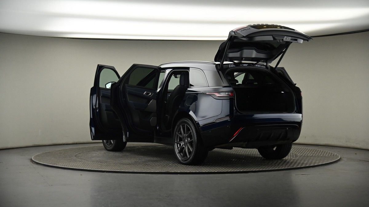 Land Rover Range Rover Velar Image 8