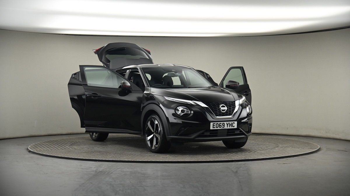 More views of Nissan Juke