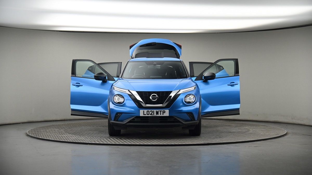 More views of Nissan Juke