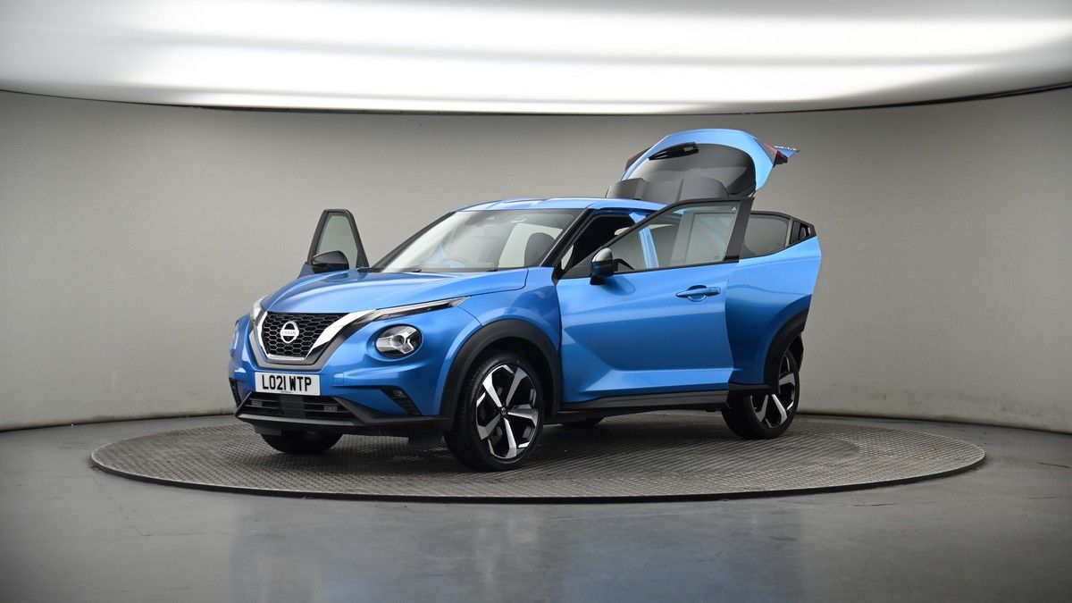 More views of Nissan Juke