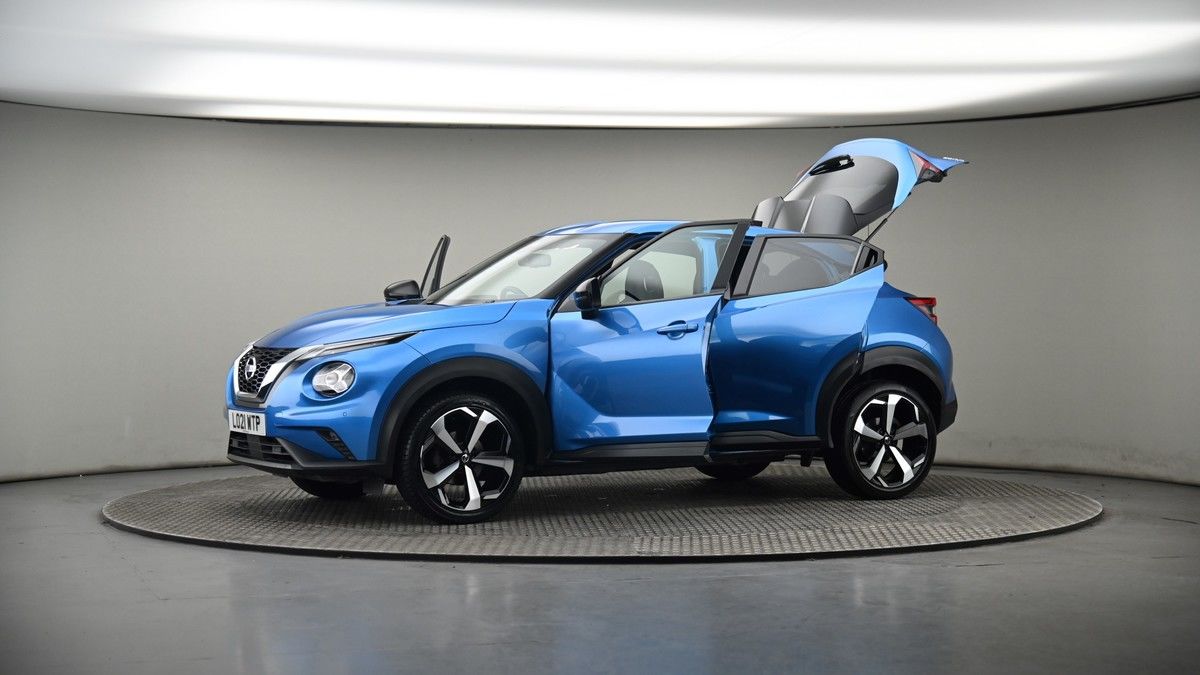 More views of Nissan Juke