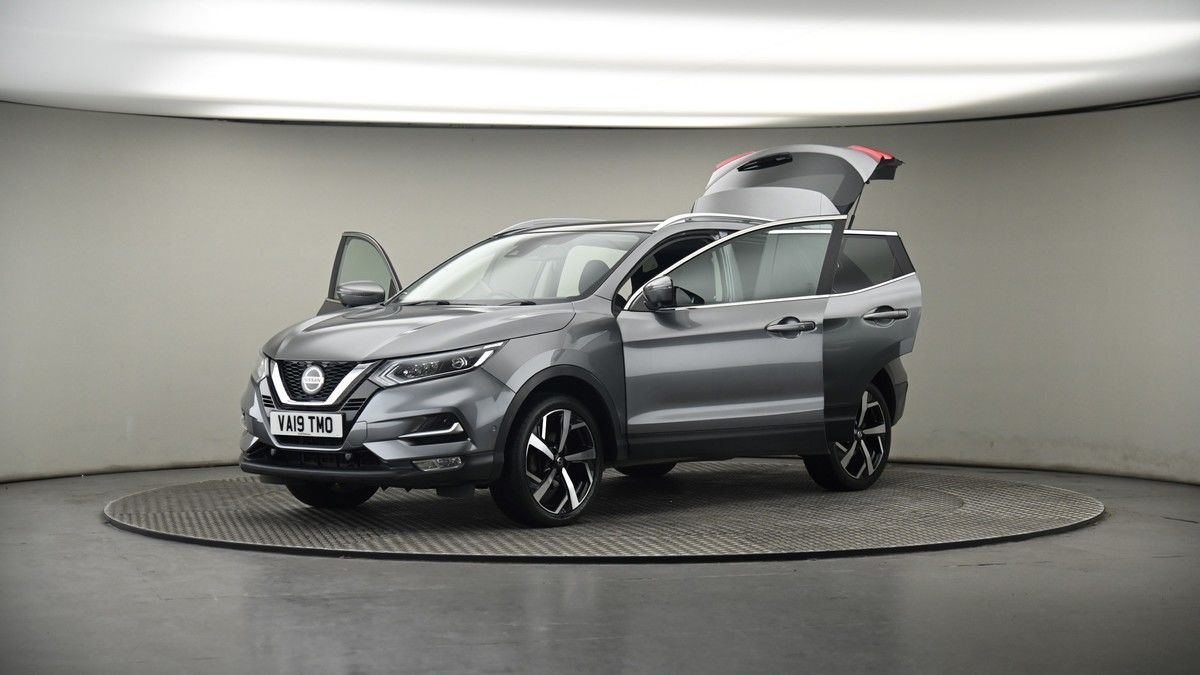 More views of Nissan Qashqai