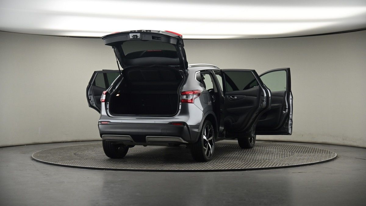 More views of Nissan Qashqai