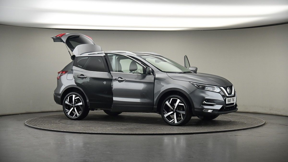 More views of Nissan Qashqai