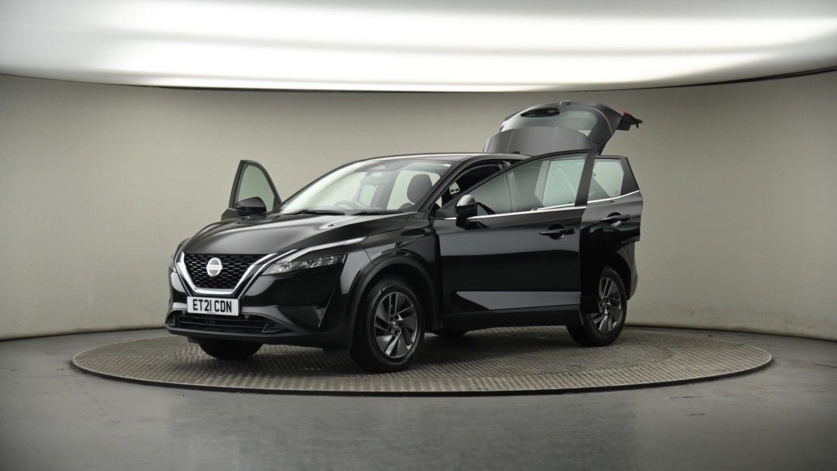 More views of Nissan Qashqai