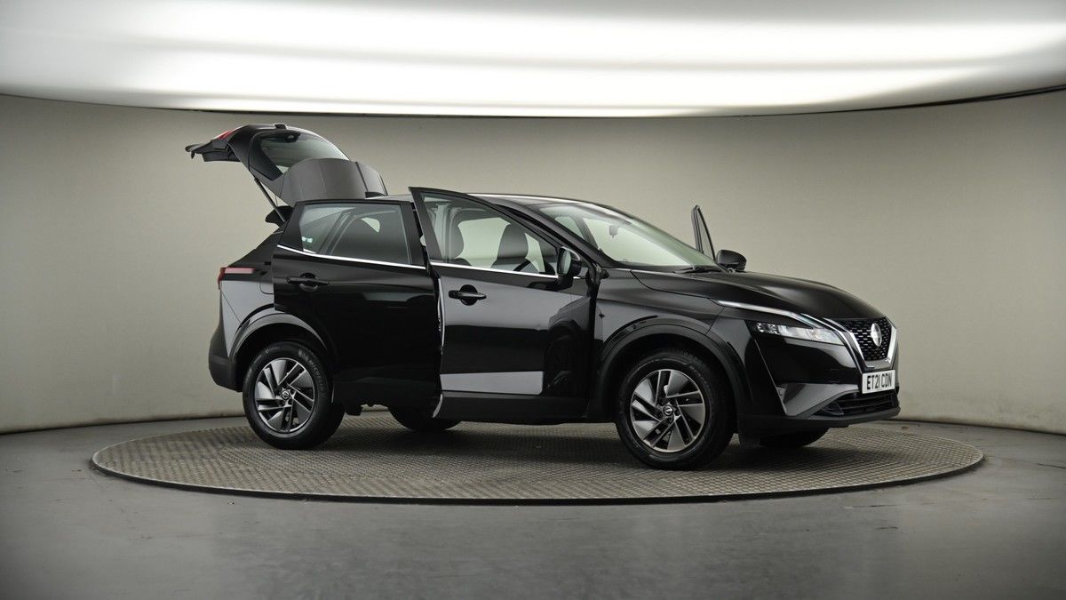 More views of Nissan Qashqai