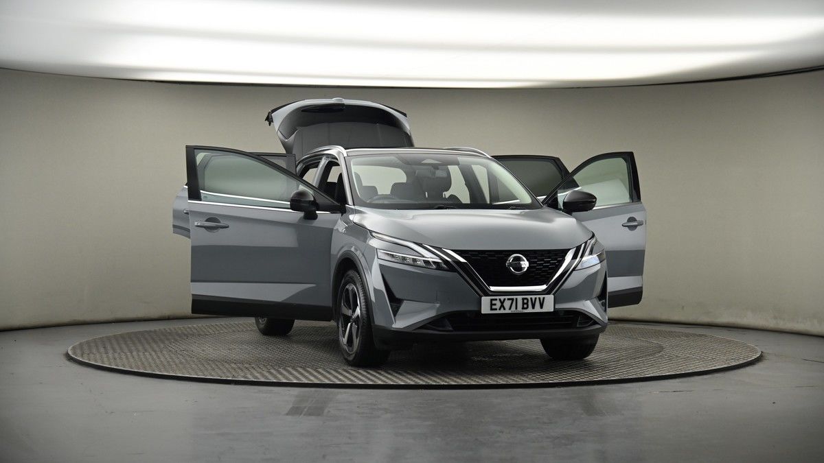 More views of Nissan Qashqai