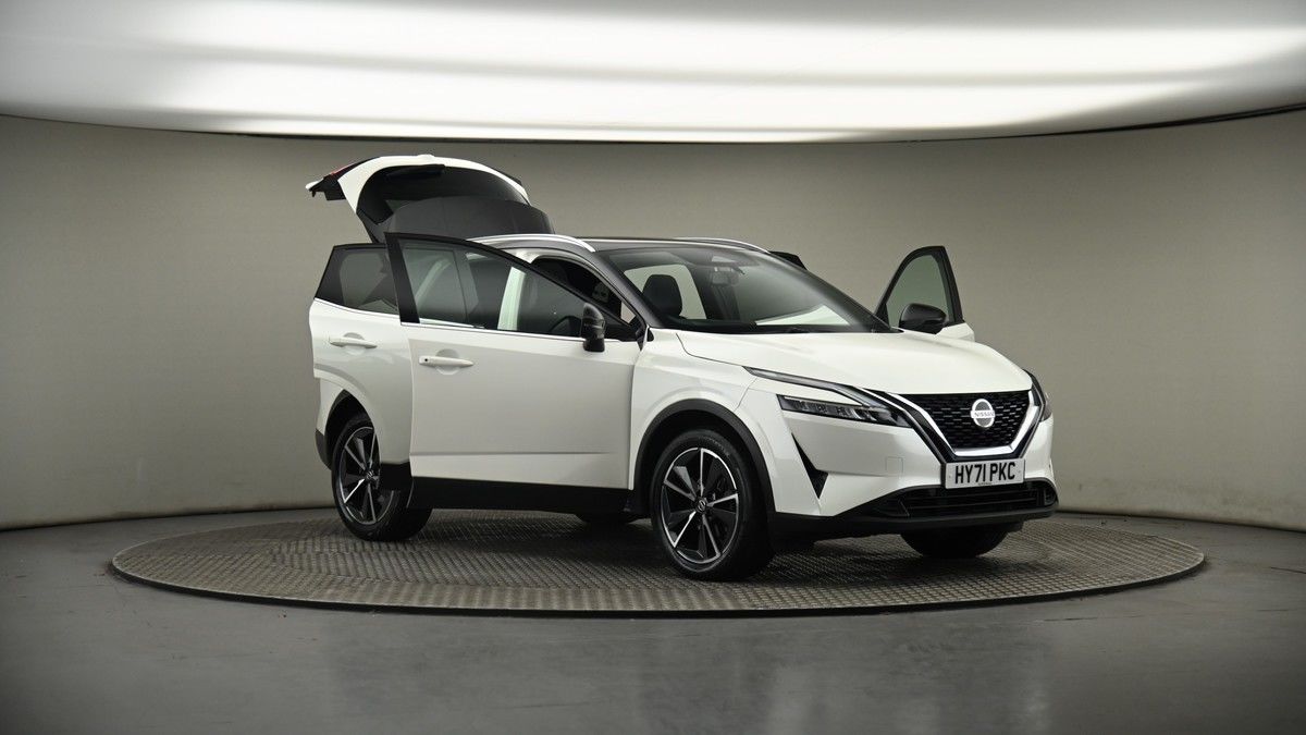 More views of Nissan Qashqai