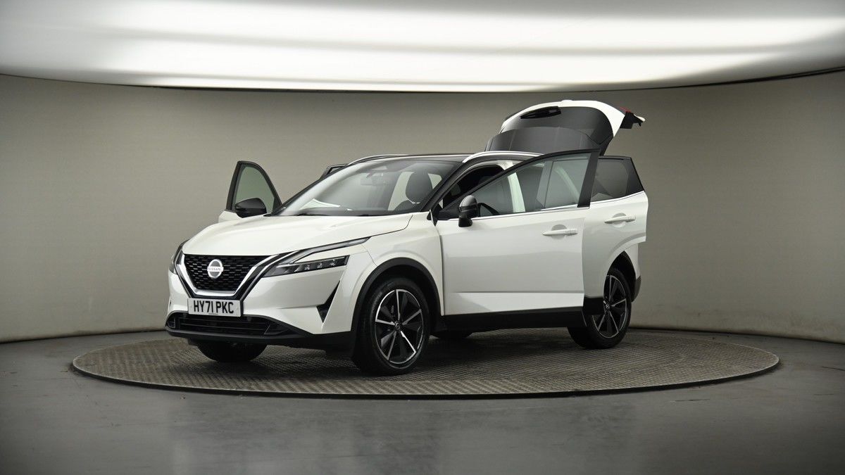 More views of Nissan Qashqai