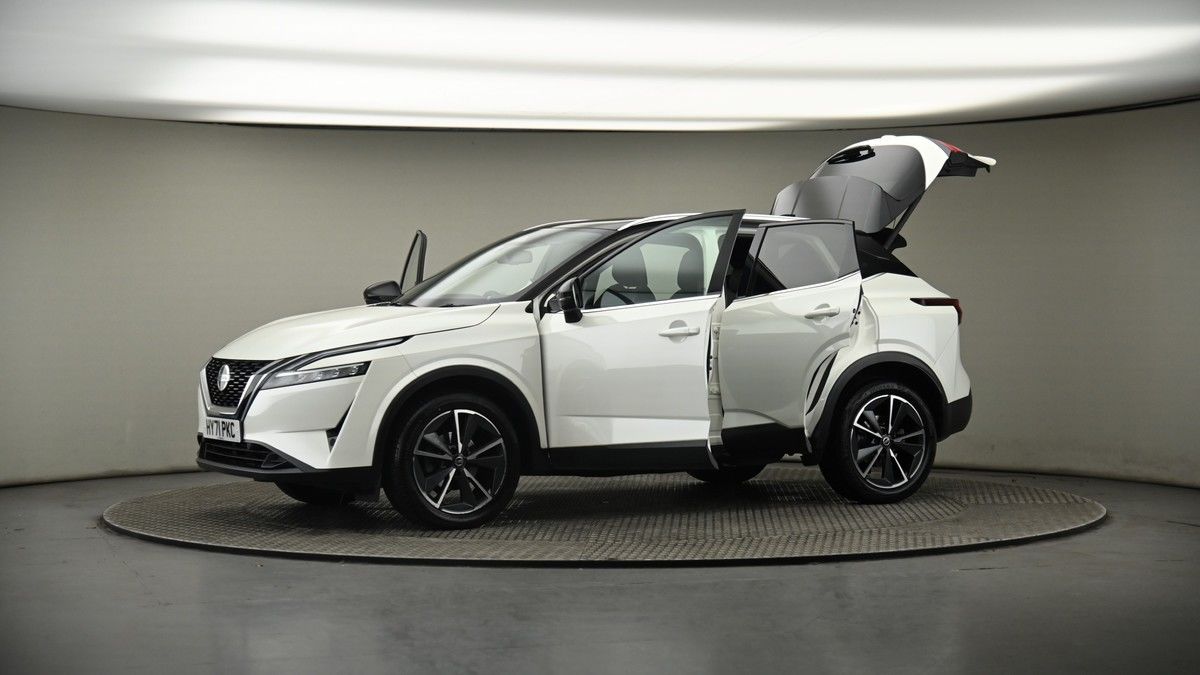 More views of Nissan Qashqai