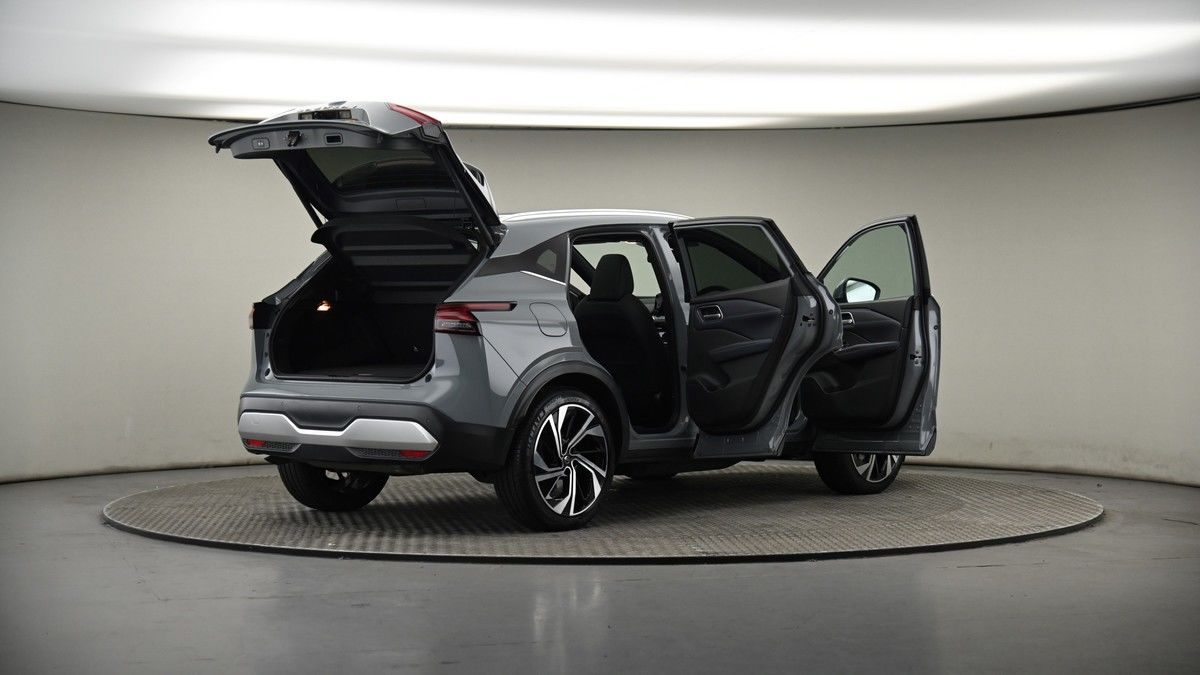 More views of Nissan Qashqai