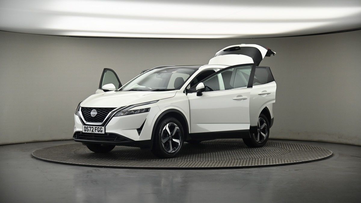 More views of Nissan Qashqai