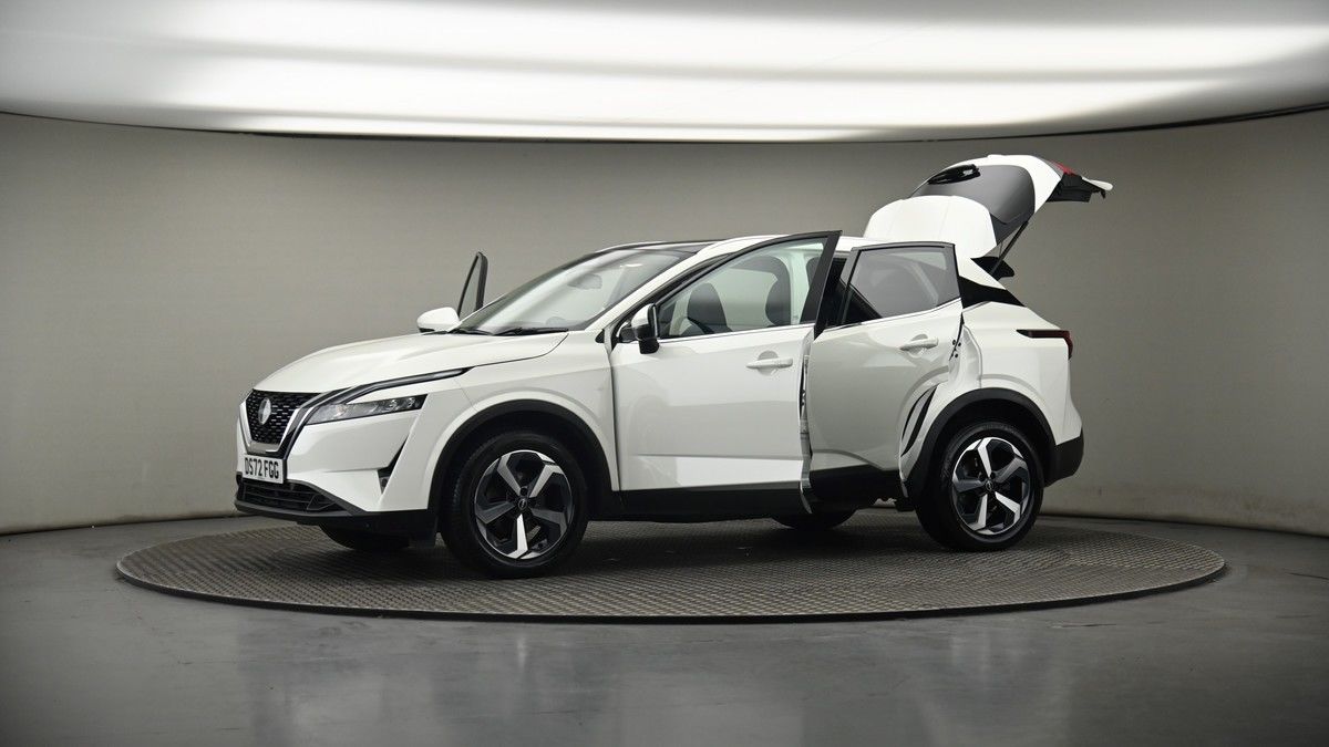 More views of Nissan Qashqai